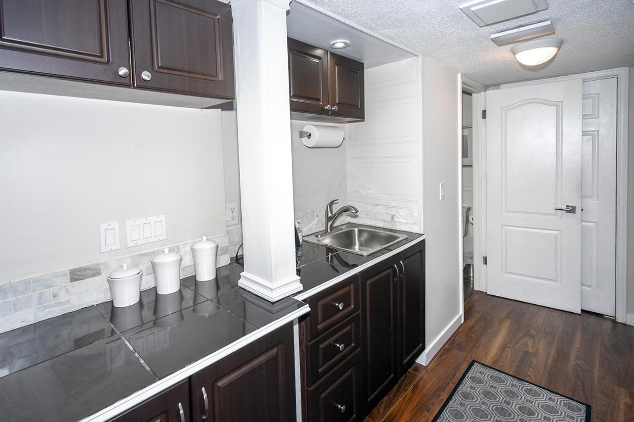 A Touch Of English B&B Kelowna Luaran gambar